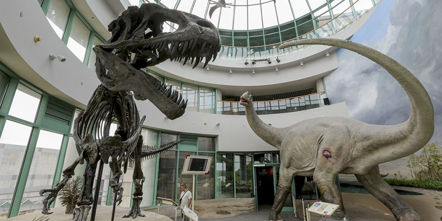 Papo Acrocanthosaurus Model